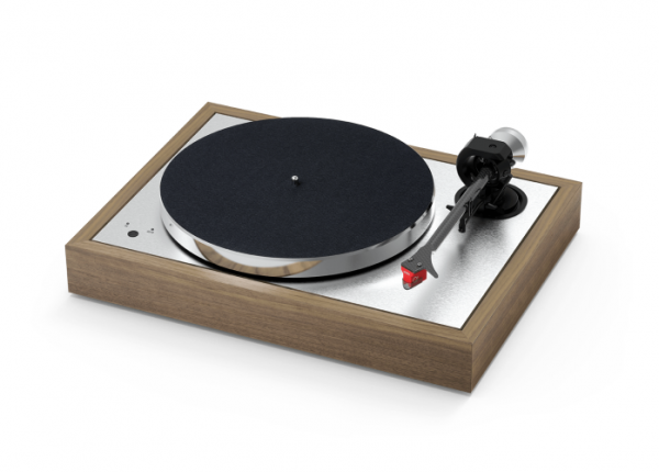 Pro-ject The Classic Evo Turntable (Quintet Red)