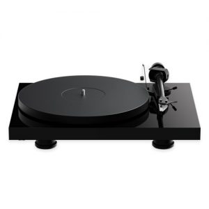 Pro-Ject Debut EVO 2 Turntable (Pick lt MM Cartridge) in High Gloss Black